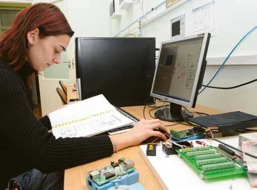MŰSZAKI MENEDZSER ALAPSZAK MŰSZAKI MENEDZSER ALAPSZAK ha szeretnéd a modern ipari csúcstechnológiák alapjait megismerni és ezzel szilárd műszaki ismeretekre is szert tenni, ha tehetséget érzel a