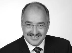 igényel.