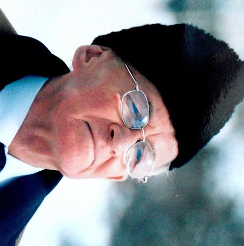 Dr. Almási István Népzenekutató 1934-ben született Kolozsvárott. Felsőfokú tanulmányait 1951 1956 között az itteni Zeneművészeti Főiskola zenetanári és karvezetői szakán végezte.