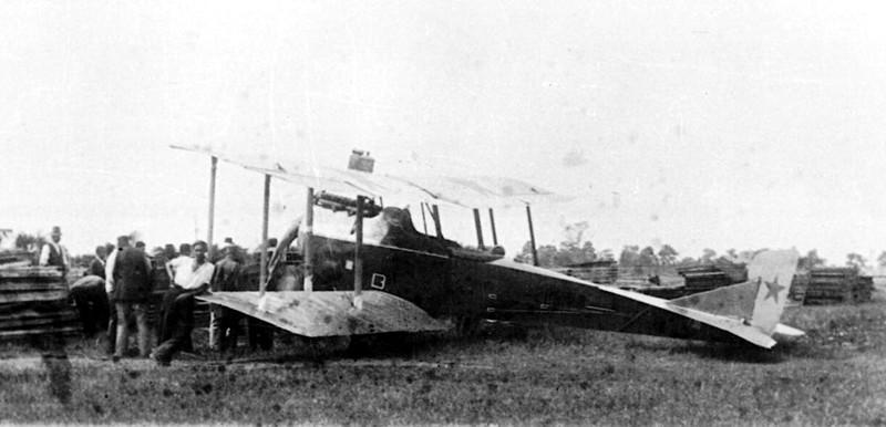 A 7. repülőszázad ismert repülései Rákosról, 1919. július: 45 Dátum Pilóta Megfigy. Repülőgép Útvonal Feladat VII.6.