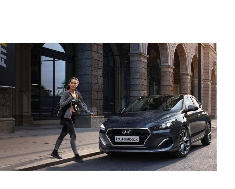 Hyundai SmartSense A Hyundai SmartSense-nek, a legkorszerűbb fejlett vezetőtámogató rendszerünknek (ADAS) köszönhetően az i30 Fastback legmodernebb aktív biztonsági technológiájával kategóriájának