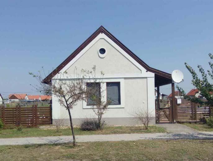 Utcák, Mai példák terek 26 Régi, népi építészeti karaktert hordozó épületek