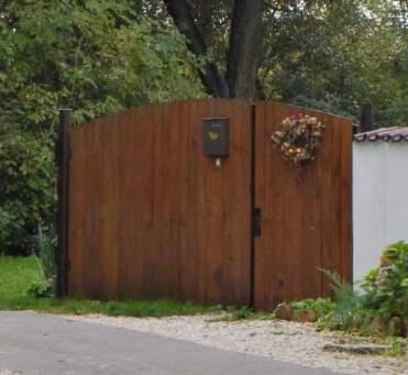 céljára szolgáló épület épült, épül.