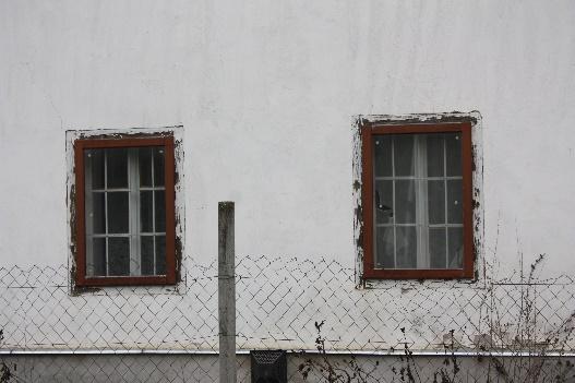 osztott üvegezésű