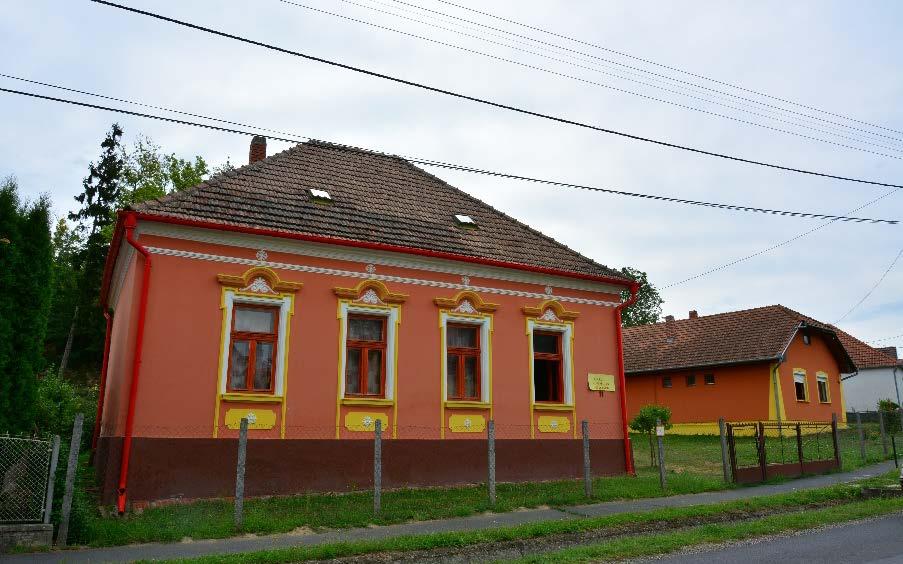 egy eltérő vakolatszín