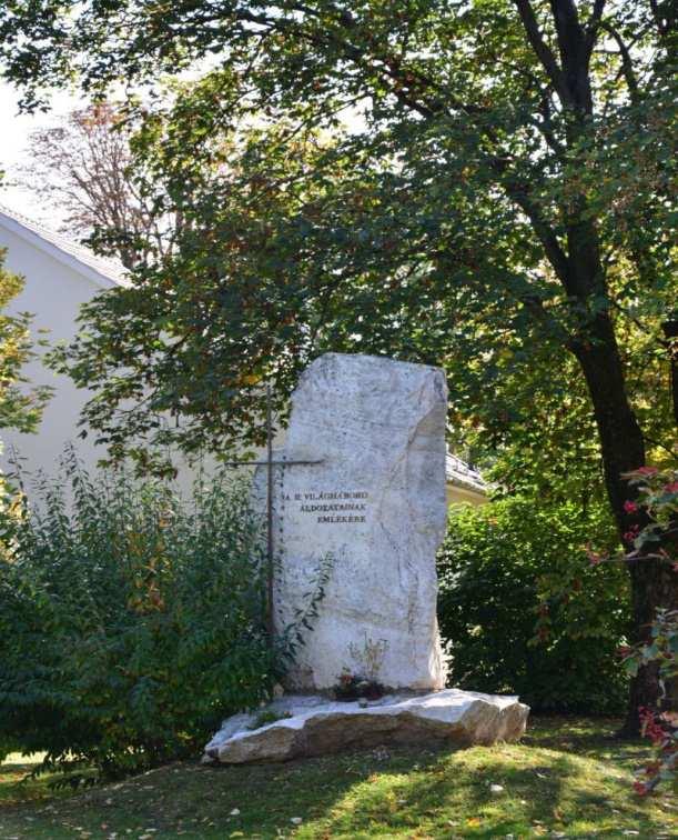 hagyományokat szem előtt tartva.