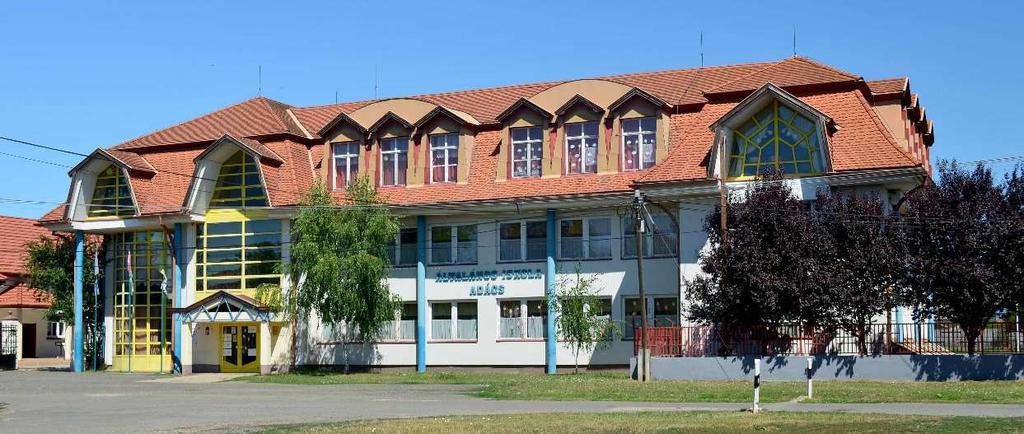 Adács bemutatása 7 Iskola: 3292 Adács Rákóczi Ferenc u.20-24.