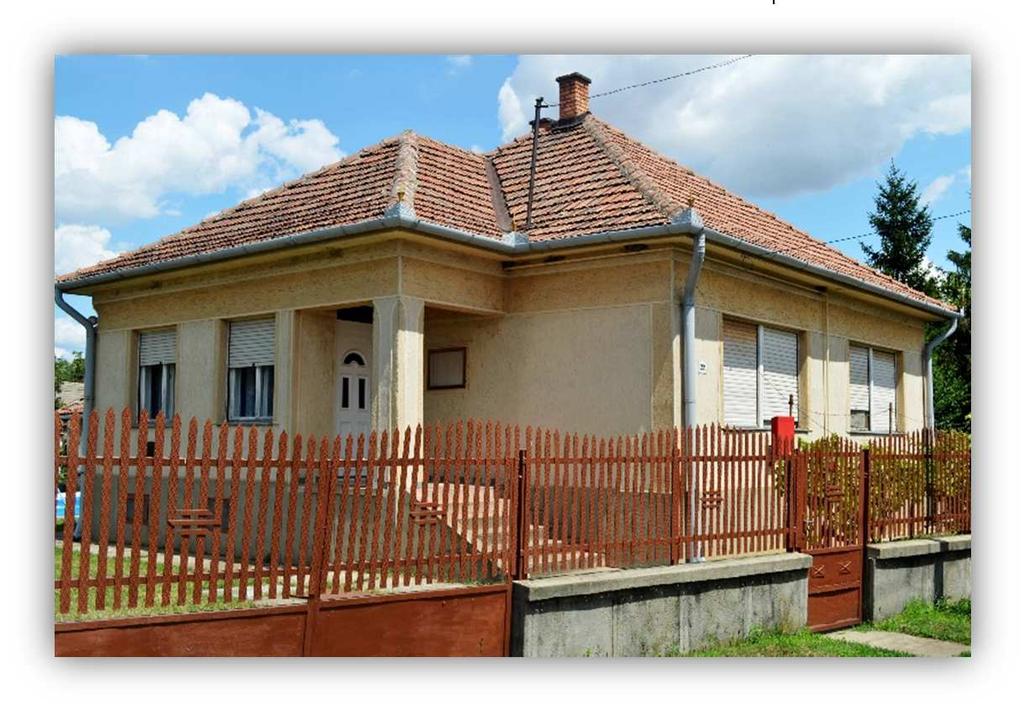 Építészeti útmutató 61 A lábazat jellemzően vakolt, amely közepesen sötét színű.