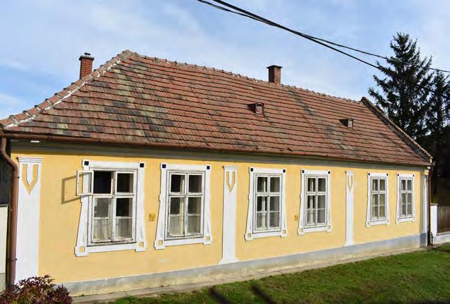 ) Nagysimonyi község közigazgatási területén két országos