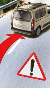 19 BIZTONSÁGI ÉS VEZETÉSTÁMOGATÓ BERENDEZÉS SZÍNES HEAD-UP DISPLAY KIJELZÉS* A vezetéshez hasznos információk (aktuális és javasolt