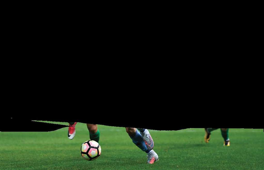 Úgy tízéves lehettem, amikor elkezdtem szülővárosom, Pristina csapatában, a Flamurtariban futballozni.