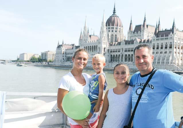 Borbély Lénárd, Király Nóra, Novák Katalin és Németh Szilárd a sajtótájékoztatón fotó: GM fotó: Tóth Beáta A csepeli önkormányzat döntéseinek középpontjában a családok és a gyermekek állnak.