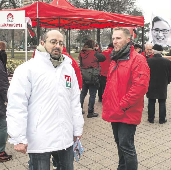 A másik oldalon a Fidesz standja állt, ahol jó kedélylyel beszélgettek az emberekkel.