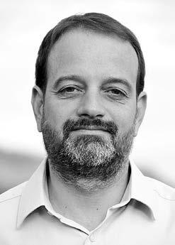 Orbán Viktor Miniszterelnök úrral a parlamentben találkoztam. Támogatásáról és odafigyelésérôl biztosított.