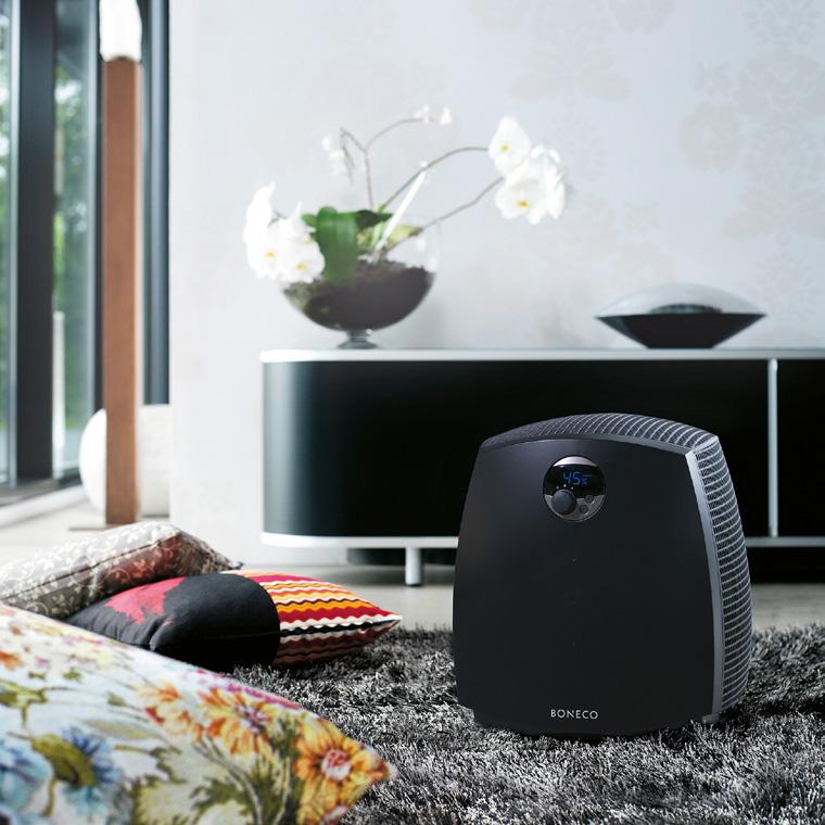 Párásítás, intenzív légtisztítás és aromaterápia 2055D Légmosó Az elektrosztatikus rendszernek köszönhetően a légmosóban forgó nedves tárcsákra a levegőben szálló szennyeződések intenzívebben