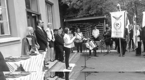 A tatabányai bányászat az után, hogy termelő vállalatok közül elsőként, de legalább az elsők között 1963-ban, most elsőként, de legalább az elsők között, nagy létszámú Nyílt Szakestélyt tartott.