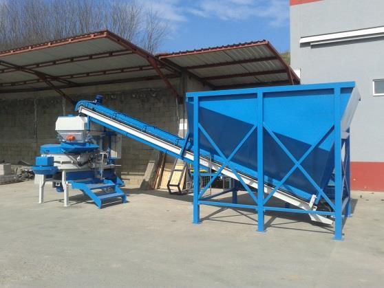 3. MBT-750V/2 BETONGYÁR (MIN. 15 M3/H- MAX 35 M3/H, LEGALÁBB 2 FRAKCIÓS) Az MBT-750V/2 betonkeverő központ aumata üzemmódban keveri a betont az előre megírt receptek szerint.