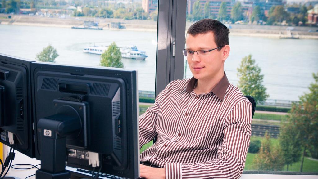 Zoboki Tamás okleveles matematikus Morgan Stanley Model Review Group, Vice President A valószínűség elmélet alapos elsajátítása és a sztochasztikus folyamatokkal való megismerkedés egy biztos alapot
