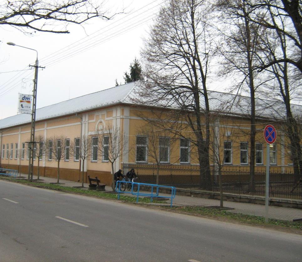 22 HAJDÚDOROG RÉGI ISKOLA ÉPÜLETEI A