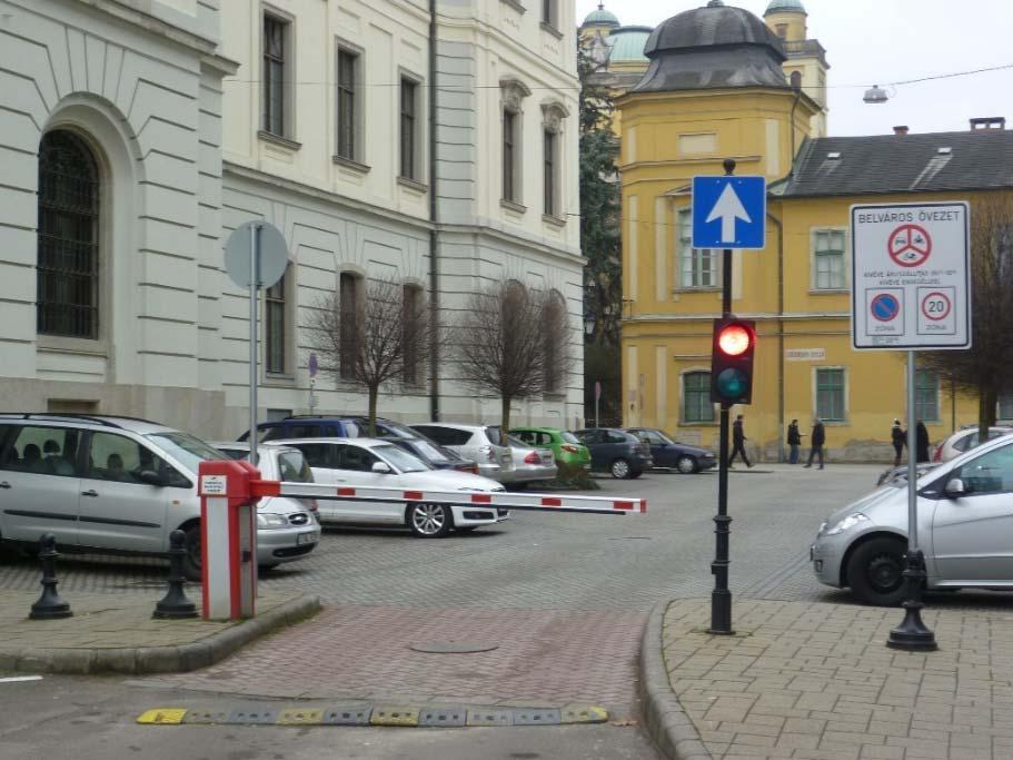 működik, a területen a megengedett legnagyobb sebesség 20 km/h.