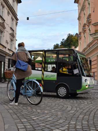 2 BEVEZETÉS 2.1 A FENNTARTHATÓ VÁROSI MOBILITÁS TERVEZÉS (SUMP) 2.1.1 FENNTARTHATÓ VÁROSI MOBILITÁS TERVEZÉS AZ EURÓPAI SZAKPOLITIKÁBAN Az Európai Unió népességének 70% a városokban lakik, GDP jének 80% át a városokban termelik meg.
