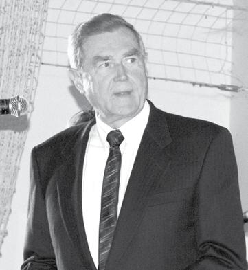 2 Február VERŐCEI TÜKÖR Dr. Barvircz János immár több mint ötven éve praktizál, Verőcén 1976. szeptember 1-jétől vigyázza a gyermekek egészségét.