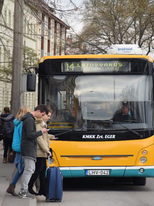 Eger és Budapest között munkanapokon fél óránként indulnak gyors, kényelmes autóbuszjáratok, de munkanapokon a környéki települések is az igényeknek megfelelően kiszolgáltak.