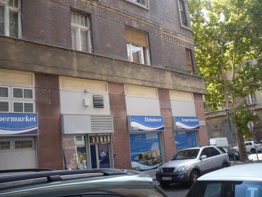 A T-3 jelű terv a javasolt reklámtábla helyeket is rögzíti.