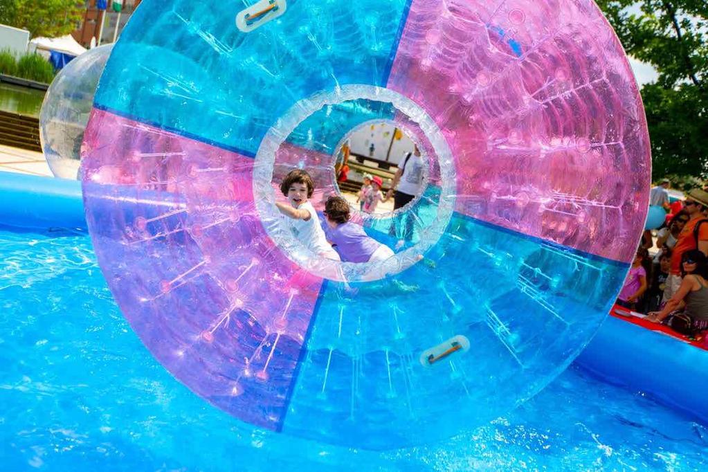 PLAYKID Gyerek rendezvényünk kisgyermekes családoknak. Évente 2 alkalommal kerül megrendezésre Gyereknapon és Mikulás alkalmával.
