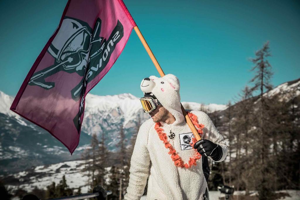 SNOWATTACK SÍ-, SNOWBOARD- & ZENEI FESZTIVÁL Közép-Európa legnagyobb sí- és snowboard rendezvénye FENT LESZEL EGY HÉTIG!