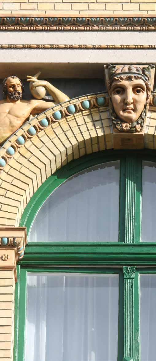 ElérhetŐségek AZ ELTE BTK TANULMÁNYI HIVATALA Felvételi Iroda: 1088 Budapest, Múzeum krt. 4/A, fszt. 26. Félfogadás (telefonon, személyesen és e-mailen): hétfő 13.00 16.