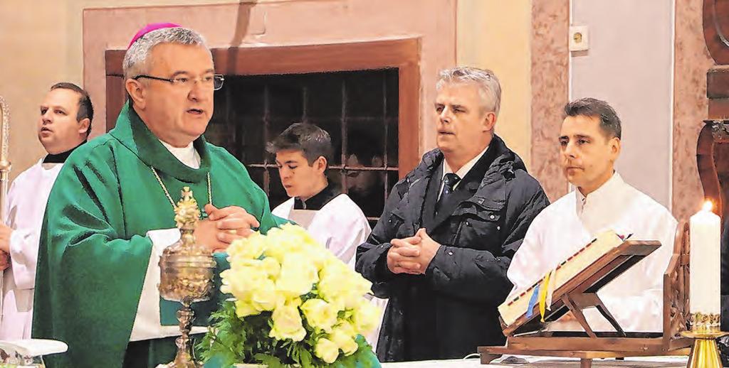 család fontosságára kívánja irányítani a figyelmet.