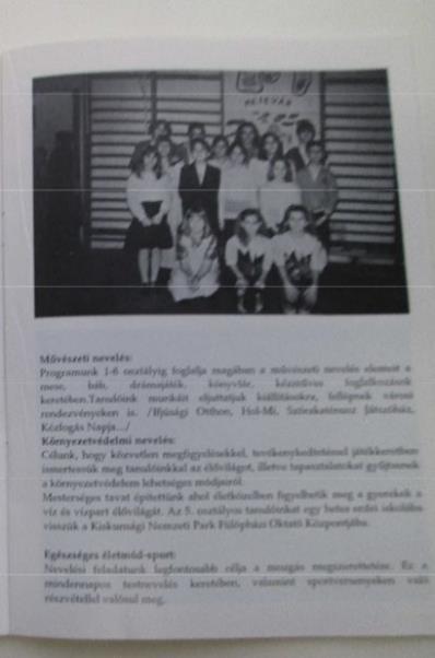 Hibának számítanak: Vaku visszatükröződése: Életlen kép, szöveg: Elcsúszás: Hiba a fájl nevében A digitálisan rögzített/szkennelt fájl nevében ne