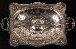 század eleje, finomságjelzéssel, 800 ezrelékes ezüst, peremén levélmintás motívumsorral with fineness mark, 800 parts per thousand silver, with leaf pattern decoration