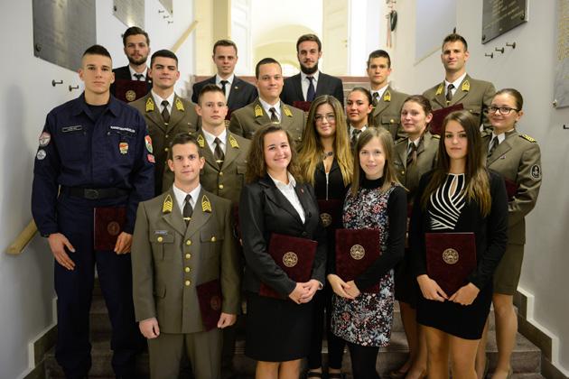 Napok 2016. október 11 13.