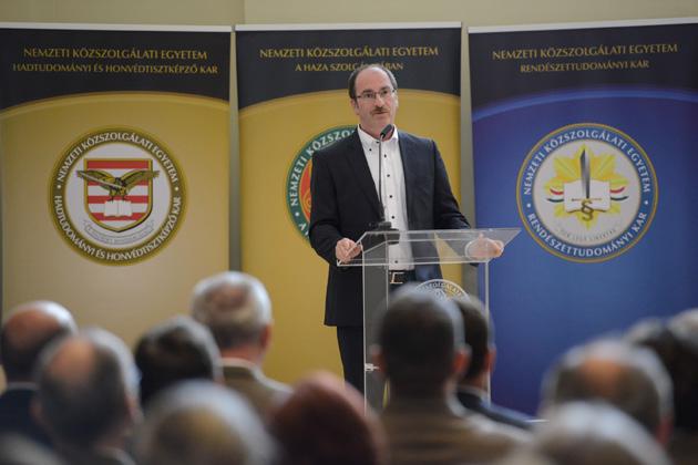 144 A NEMZETI KÖZSZOLGÁLATI EGYETEM