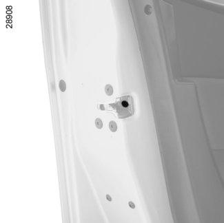 működik (pl. mobiltelefon); ha a jármű erős elektromágneses mezőben van.
