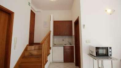 1 HORVÁTORSZÁG Omiš a még foglalható apartmanok a 2018-as szezonra Az árak tekintetében a partner jelezte, hogy az omisi apartmanok iránt nagyon