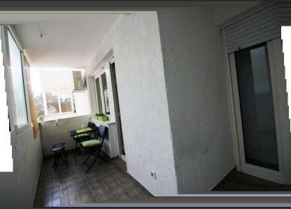 Az apartmanhoz egy 5 m 2 -es balkon is tartozik.