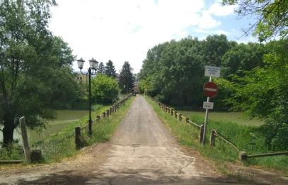 Az útkereszteződésnél ismertető térkép