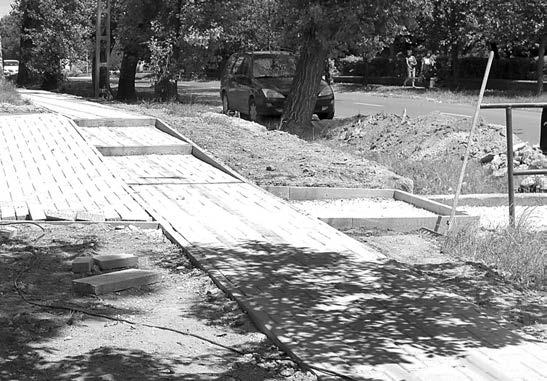 oldal_layout 1 6/6/16 10:29 PM Page 6 FIZETETT ÖNKORMÁNYZATI TÁJÉKOZTATÓ Utcafelújítás, járdaépítés Befejezôdött a Szabadföld utca teljes felújítása, a forgalomnak átadásra került.