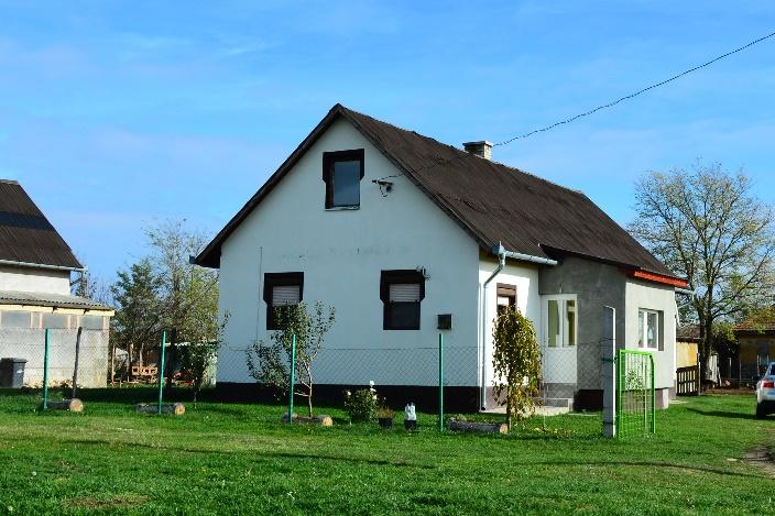 A leírt színhasználatot tanácsos új épületek és épületfelújítások során is