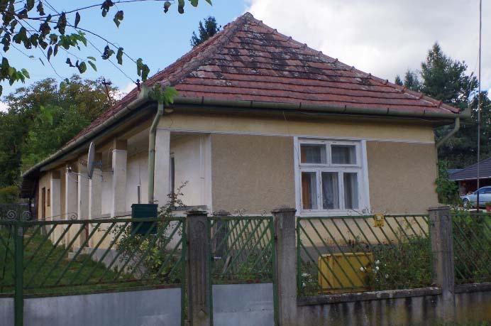 harmonizáló kerítések tervezendők.