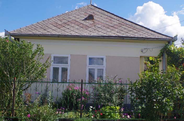 és nyílások viszonyában, valamint a