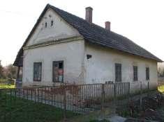 Örökségünk 28 12. Cím: Hősök tere 1. Hrsz: 98 Védelem: H2 Épült: Funkció: Épület állag: XX.