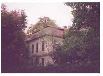 körül 9.