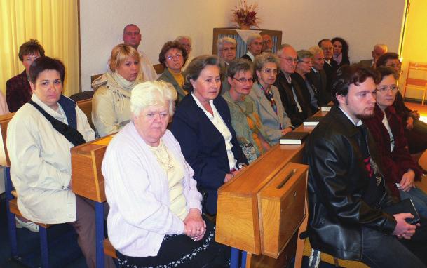 Kálvin szerint: A SZENT TUDOMÁNY EBBŐL A KÉT RÉSZBŐL ÁLL: ISTENNEK ÉS MAGUNKNAK ISMERETÉBŐL AZ EVANGÉLIUM LÉNYEGE EZ: ISTEN ELTÖRÖLVÉN BŰNEINKET AZ Ő FIÁBAN, MAGÁHOZ ÖLEL