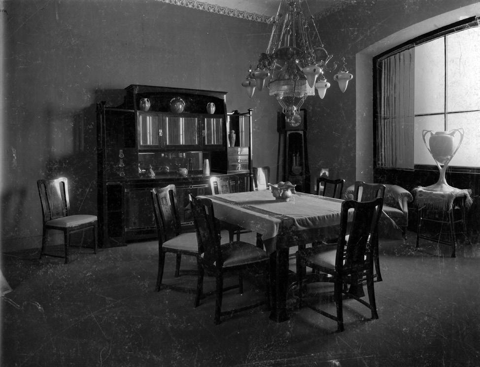 Margittai Zsuzsa 8. Mahunka Imre (terv és kivitelezés): Ebédlő az Országos Magyar Iparművészeti Társulat 1902.