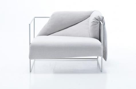 EDU 5. évfolyam 2. szám 33 design stúdiónak a Nendo nevet adta, ami agyagot jelent.