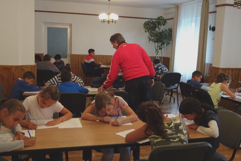 00 óra A találkozón az ünnepélyes megnyitót követően,